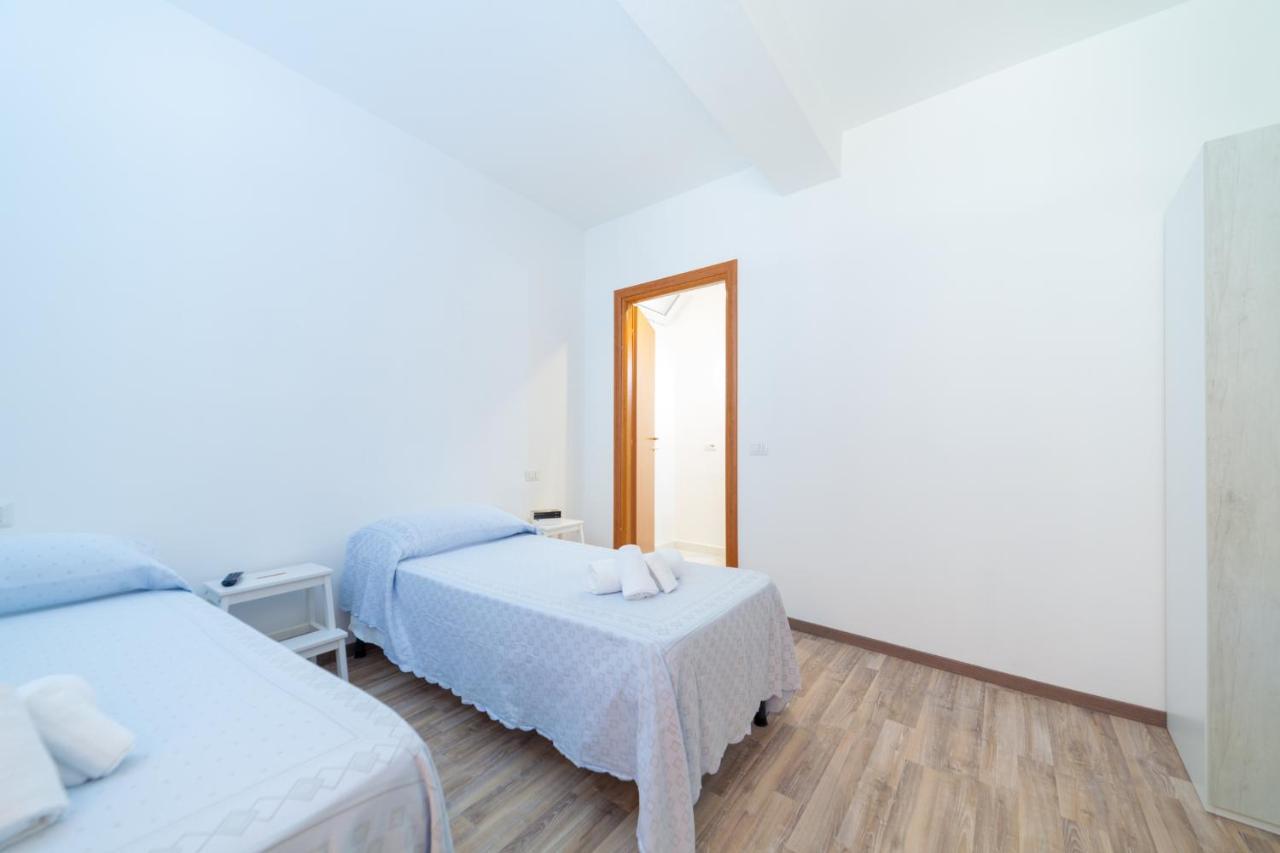 Brezza B&B Golfo Aranci Exterior photo